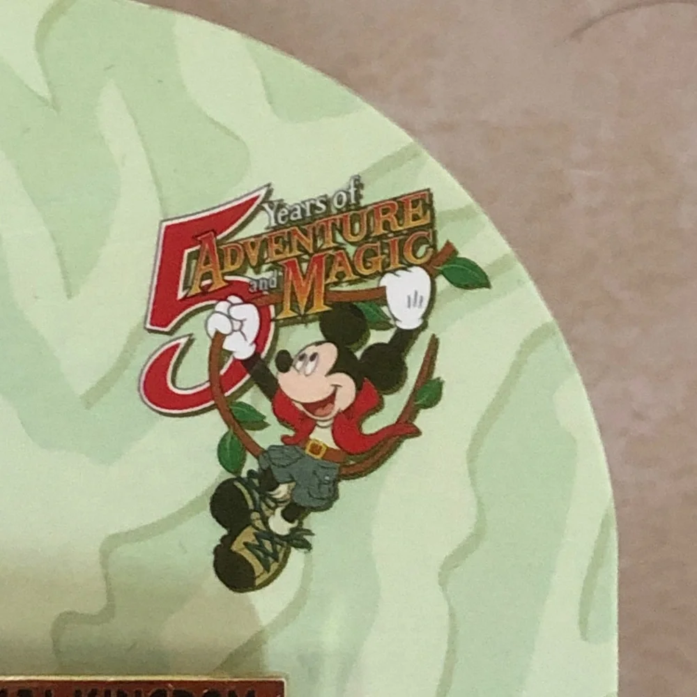 Disney 2003 Animal Kingdom 5th Anniversary Pin - Picture 3 of 7
